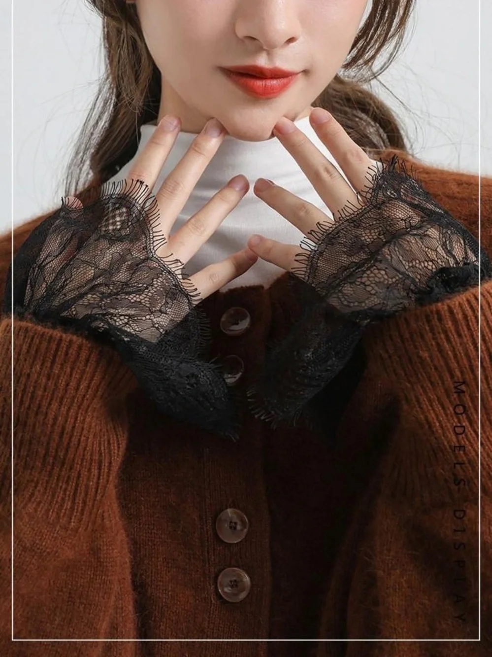 Black Lace Fingerless Wrist Gloves - Elegant Women's Accessory